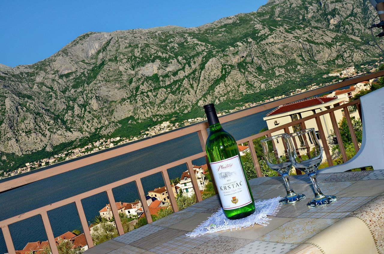 Apartmani Prcanj Kotor Ngoại thất bức ảnh
